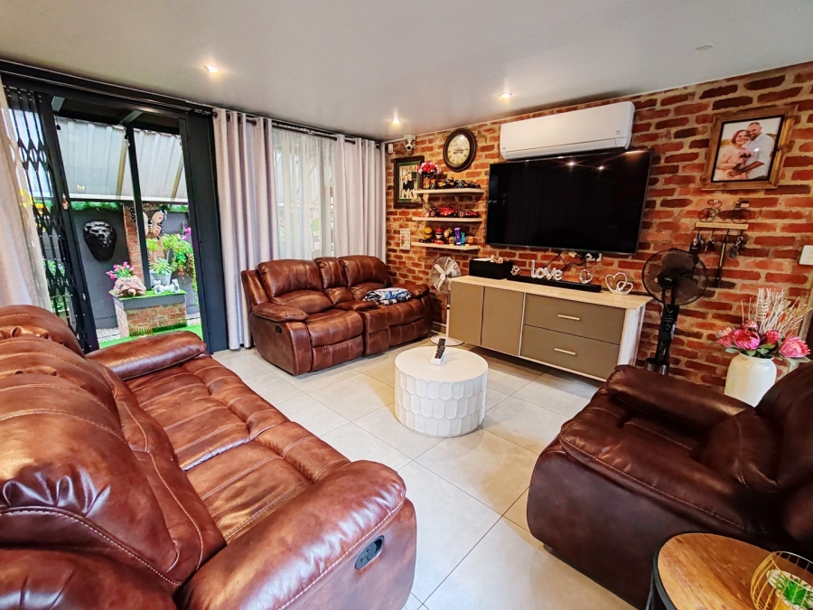3 Bedroom Property for Sale in Baillie Park North West